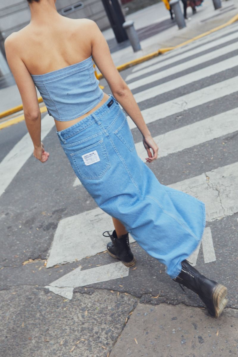 LOVELY-SS24-STREET-1423