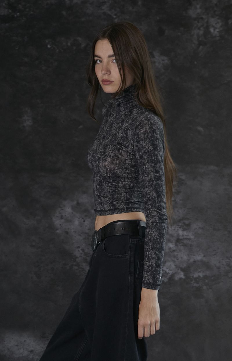 LovelyDenim-Ecommerce-4feb7002.jpg
