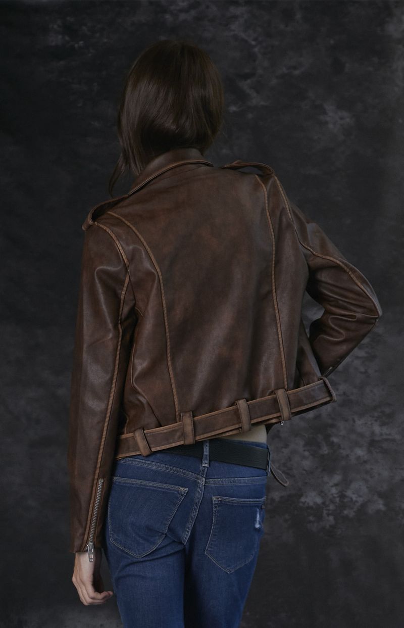 LovelyDenim-Ecommerce-4feb7658.jpg