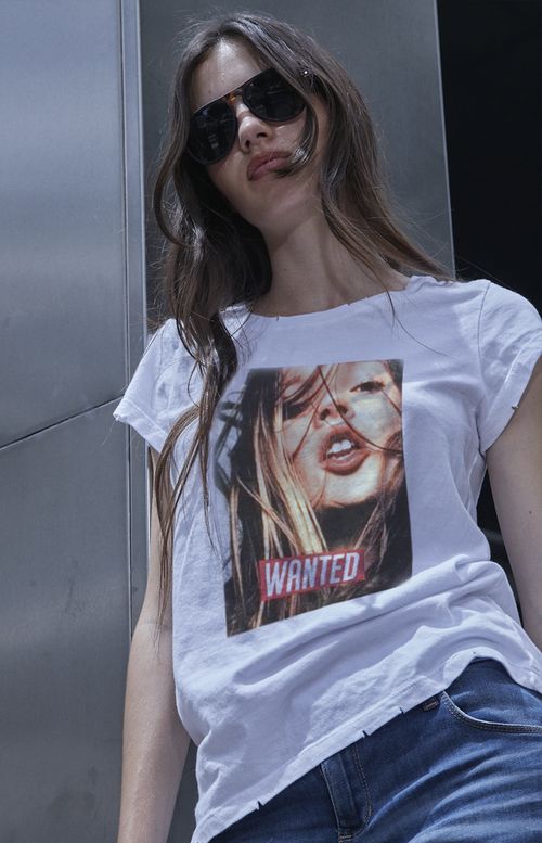 REMERA MUSIC  DIGITAL WANTED