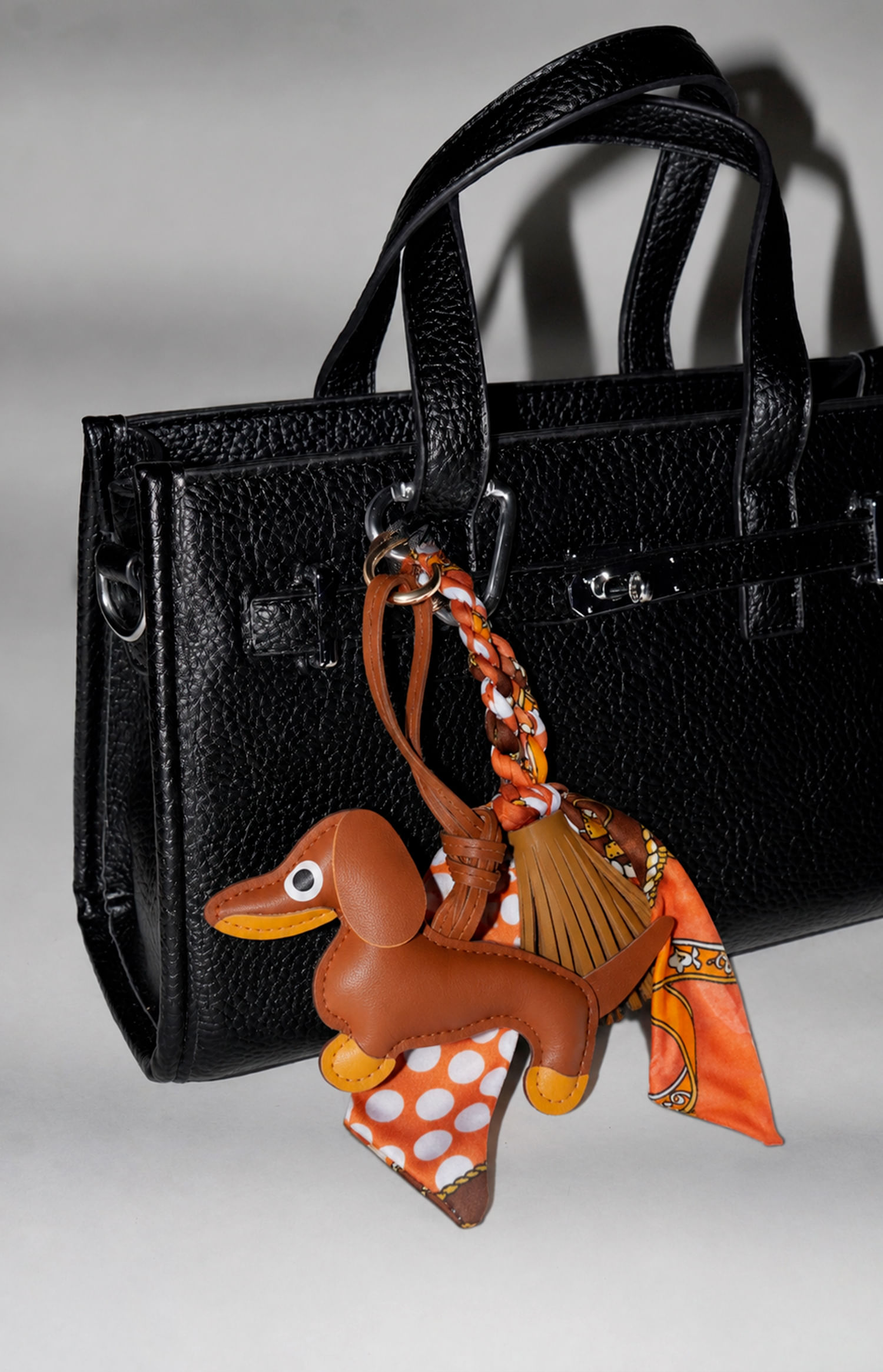 CHARM DASCHUND SILK
