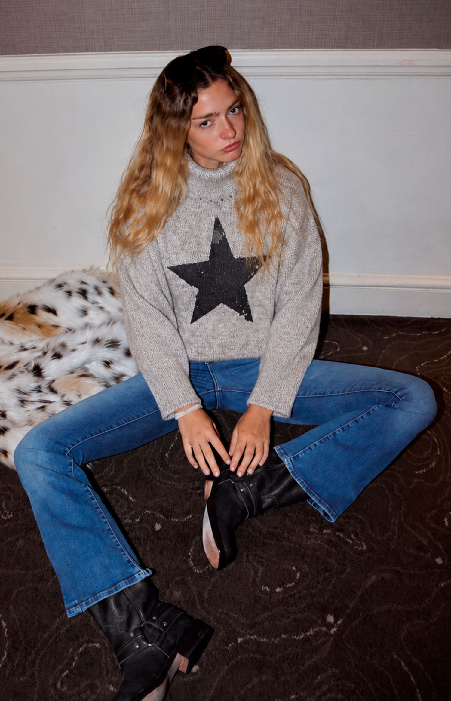 SWEATER SOLDEN STAR