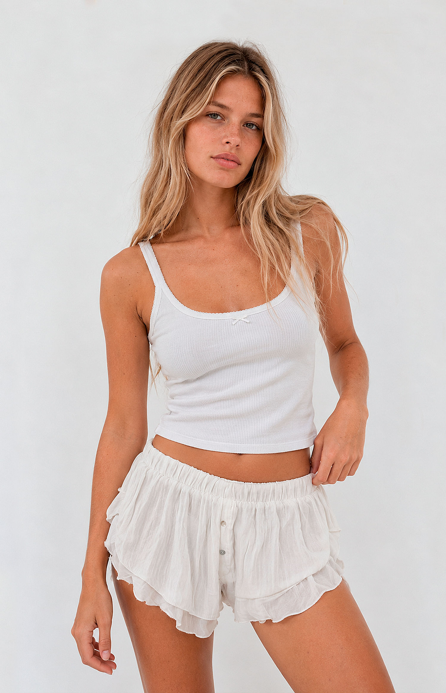 SHORT TANNER